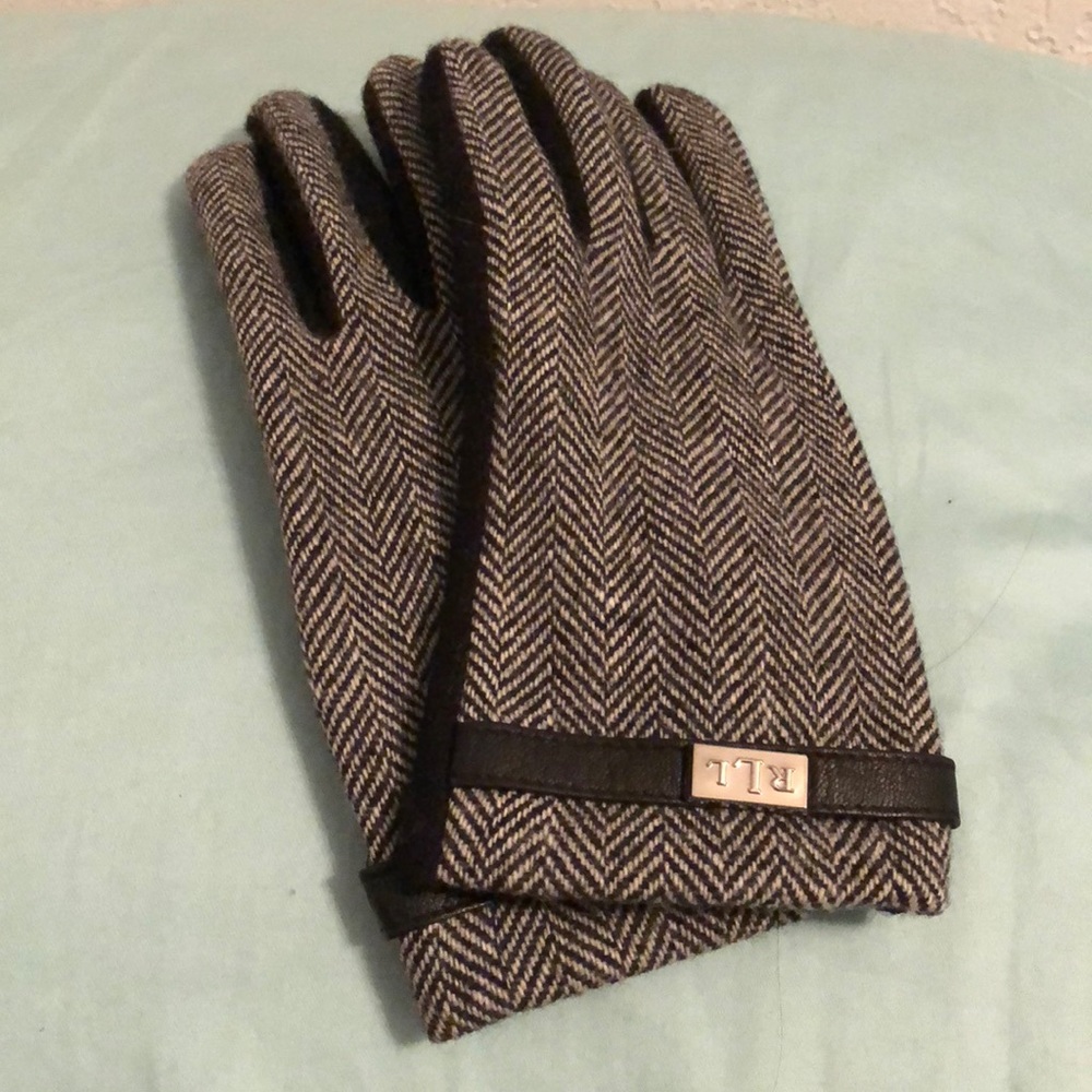 Women’s Ralph Lauren gloves